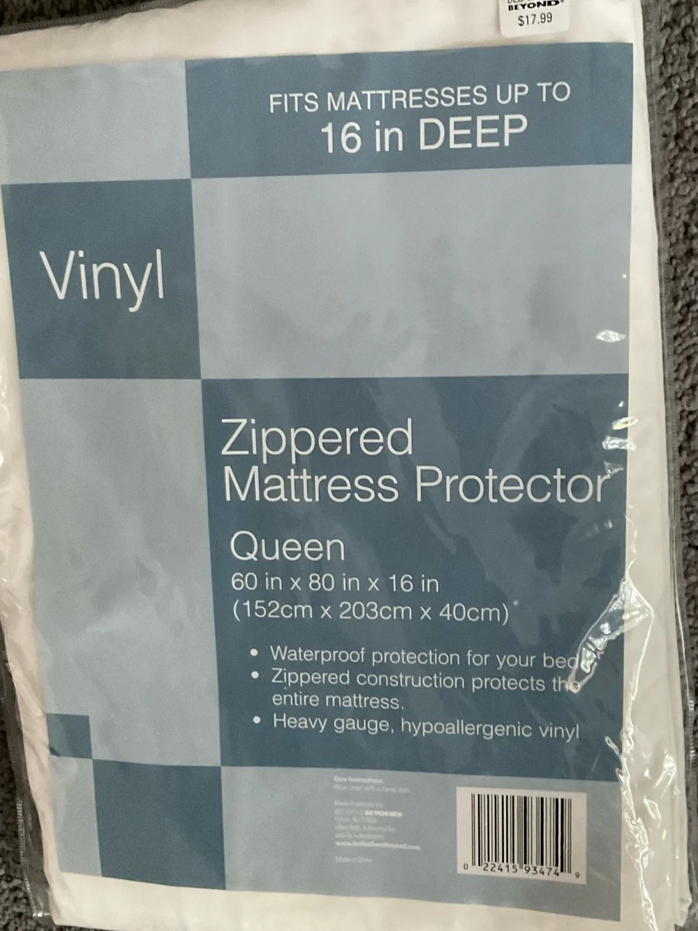 White Vinyl Zippered Mattress Protector - Queen